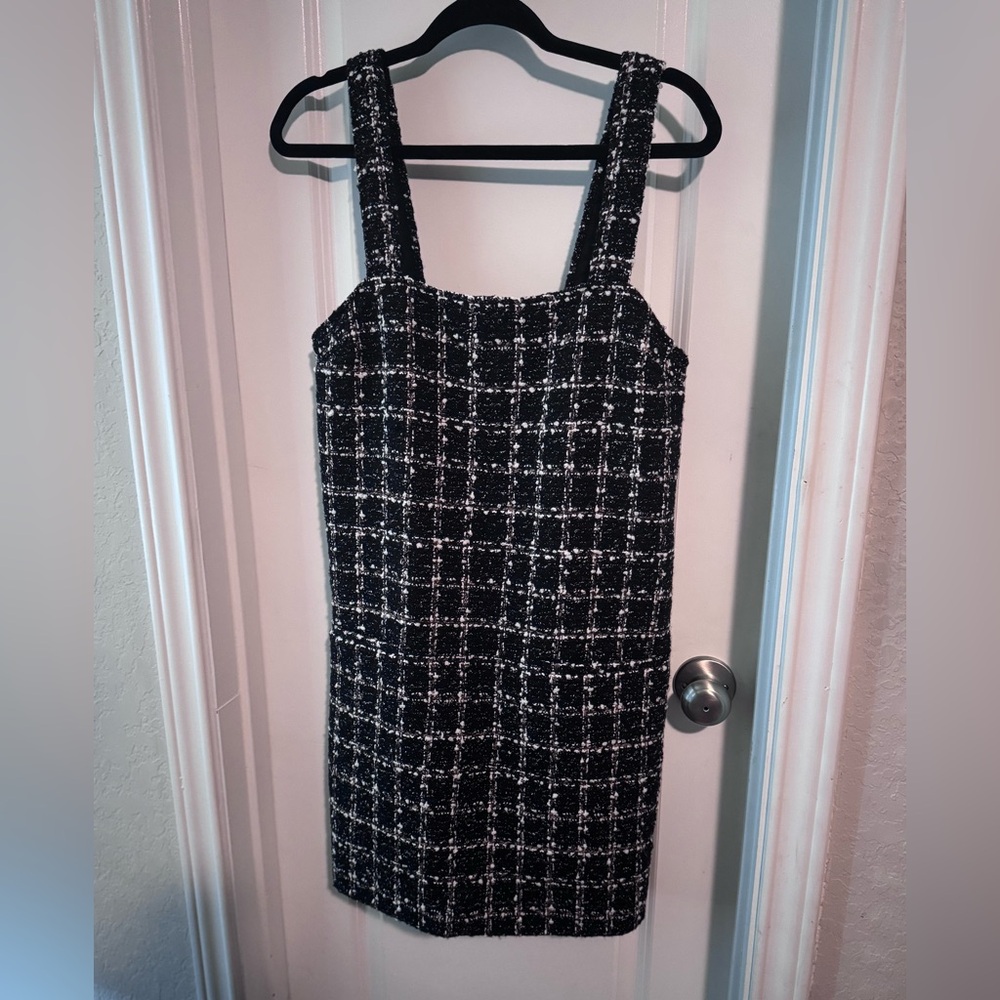 Abercrombie & Fitch Black and White Sheath Mini Dress Sleeveless Square Neck